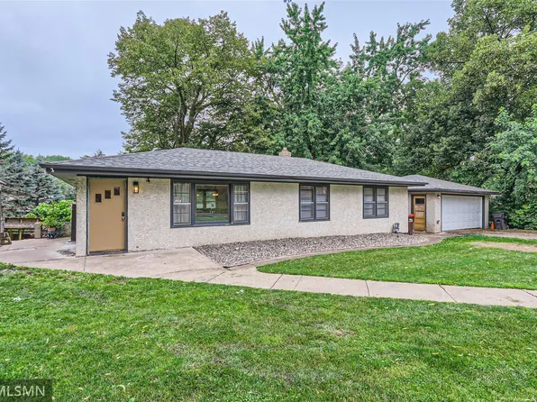 1841 Kennard St N, Maplewood, MN 55109