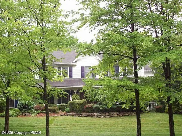 470 Innsbruck Dr, Lehighton, PA 18235