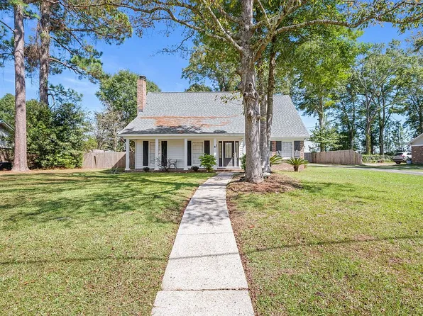 1905 Ridgeline Dr, Mobile, AL 36695