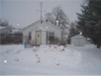 1st image of 634 E Taft St