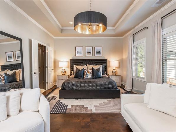 212 Coronet Woods Ct #800