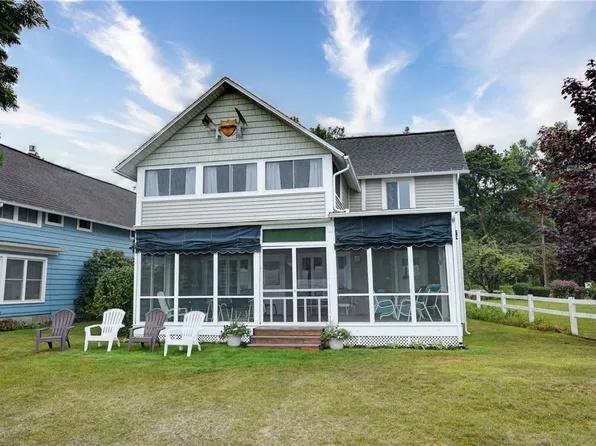 5359 Kashong Geneva, Town, NY 14456