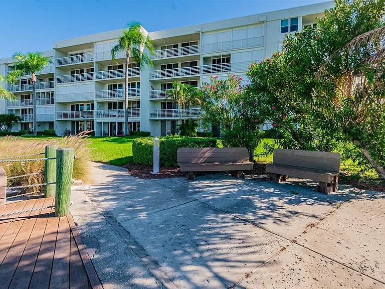 6081 Bahia Del Mar Cir #349 — Photo 23