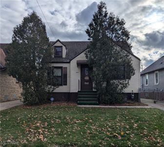5615 Westlake Ave, Parma, OH, 44129