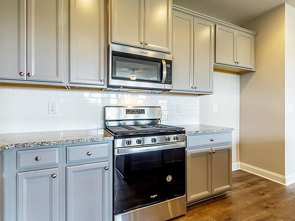 2nd image of 366 Hayden Cir