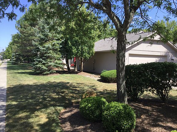 2nd image of 12593 Ionia Ct