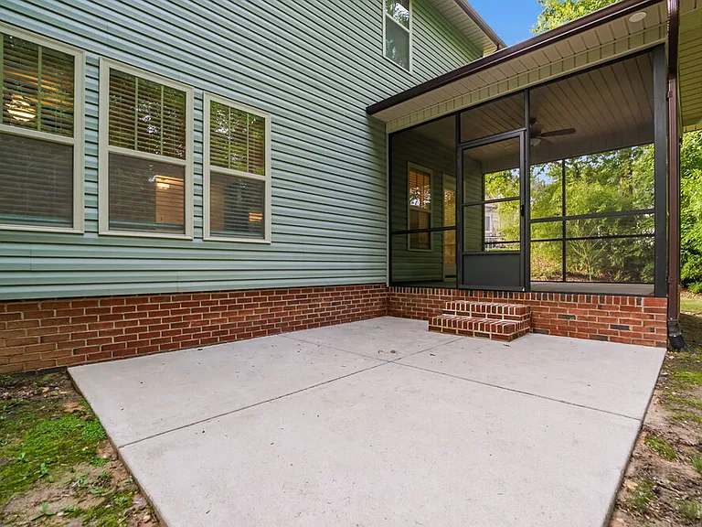 39 Grand Manor Ct — Photo 17