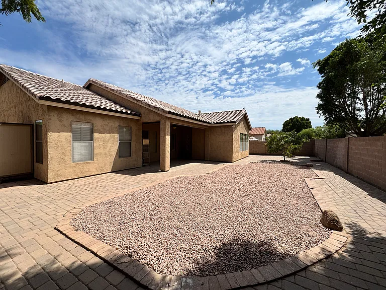2821 E Stottler Ct — Photo 22