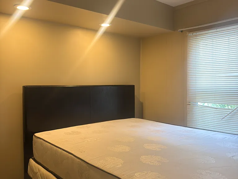 208 E Maple Ave #2 — Photo 5