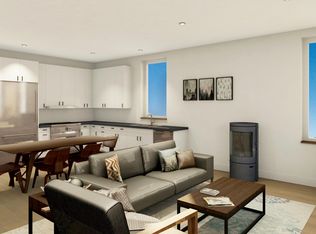 130 Morning St #2B, Portland, ME 04101