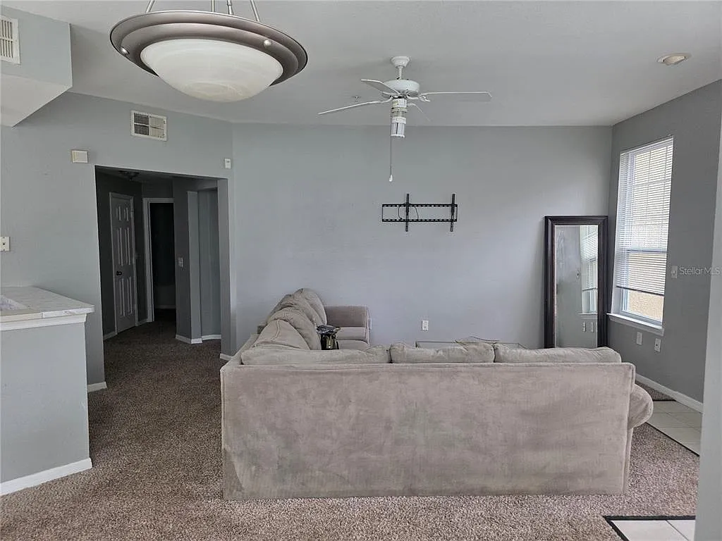 2 bed, 2.0 bath, 1127 sqft, $1,800 — Photo 4