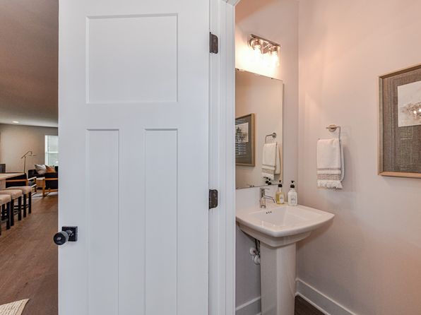 charlotte-north-carolina-448464056 picture