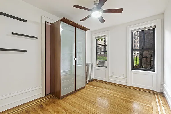 Rented by Green Leaf Management, LLC | media 4