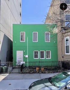 180 Eagle Street, Brooklyn, NY, 11222