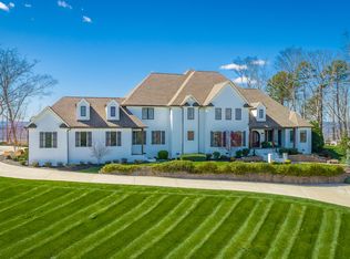 8269 Balata Dr, Ooltewah, TN 37363