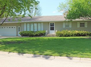 309 E 19th St, Spencer, IA 51301