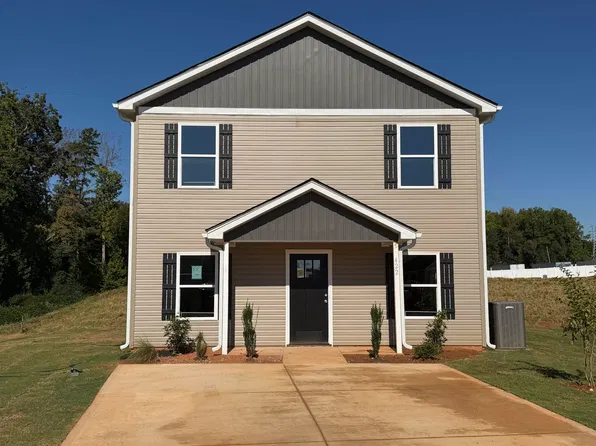 422 Beckfield Ln, Inman, SC 29349