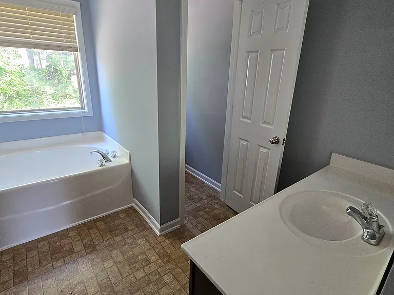 187 Thorncrest Ct — Photo 19