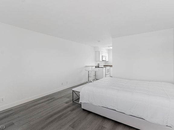 3rd image of 797 E Harmon Ave APT 30