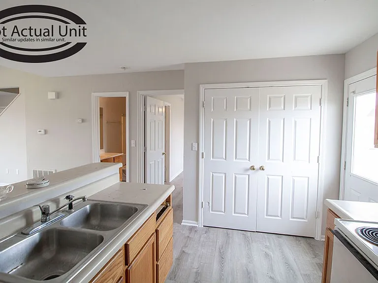 1638 High Quest Cir — Photo 10