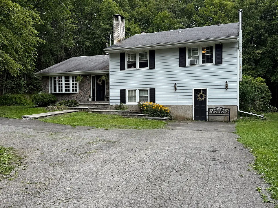 116 Hardenburgh Rd