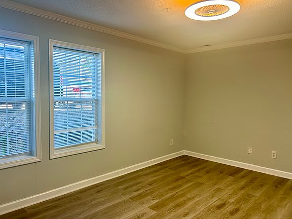 3rd image of 211 Red Cross St #1F