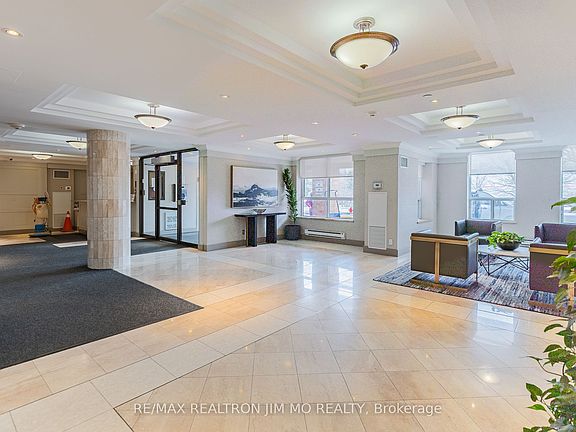 3rd image of 330 McCowan Rd #1101