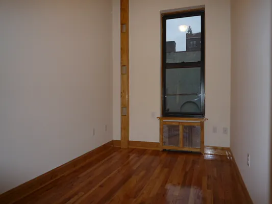 Rented by New Yorker Realty | media 24