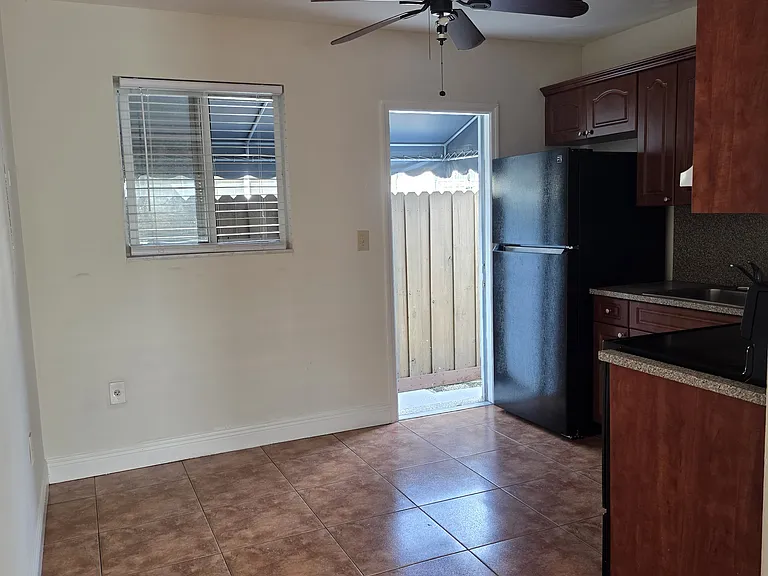 319 Beacom Blvd — Photo 12