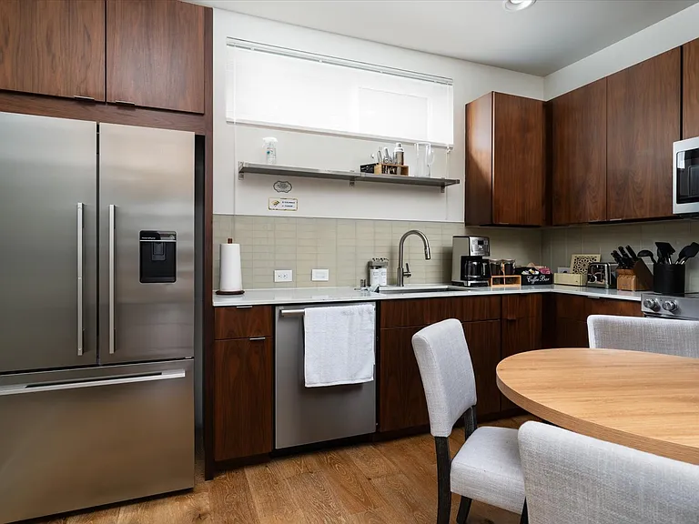 2218C Franklin Ave E #C — Photo 18