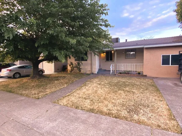 2720 16th Ave, Sacramento, CA 95820