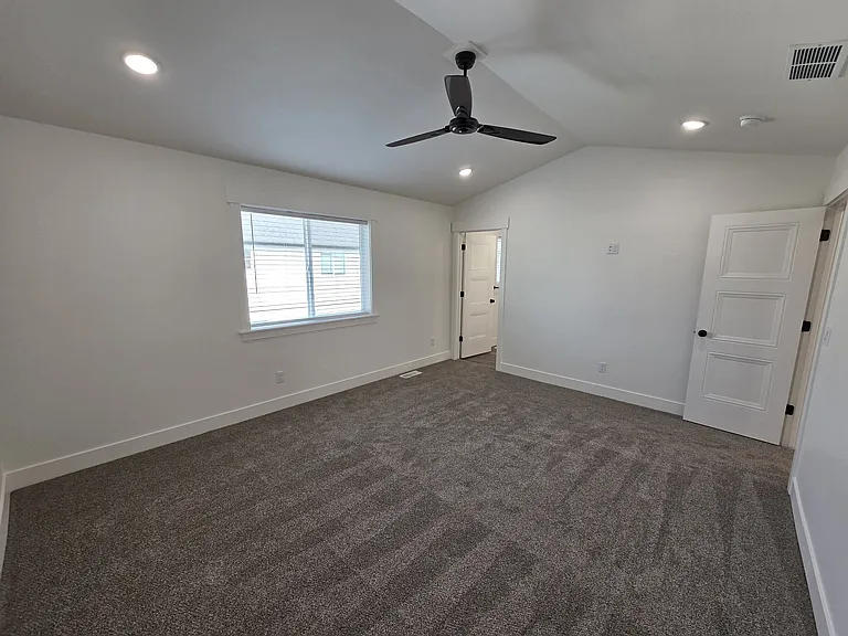4597 Kapono Ct — Photo 13