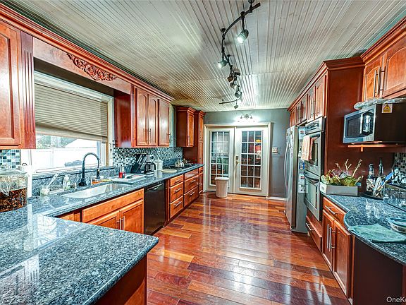 5th image of 2316 Harrison Avenue