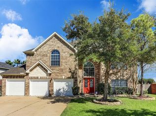 6011 Country Ridge Dr, Richmond, TX 77469