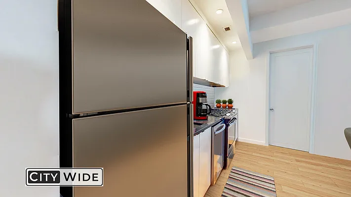 Rented by City Wide Apartments | media 7