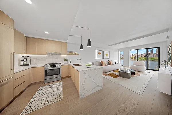 Sold by Modern Spaces | media 2