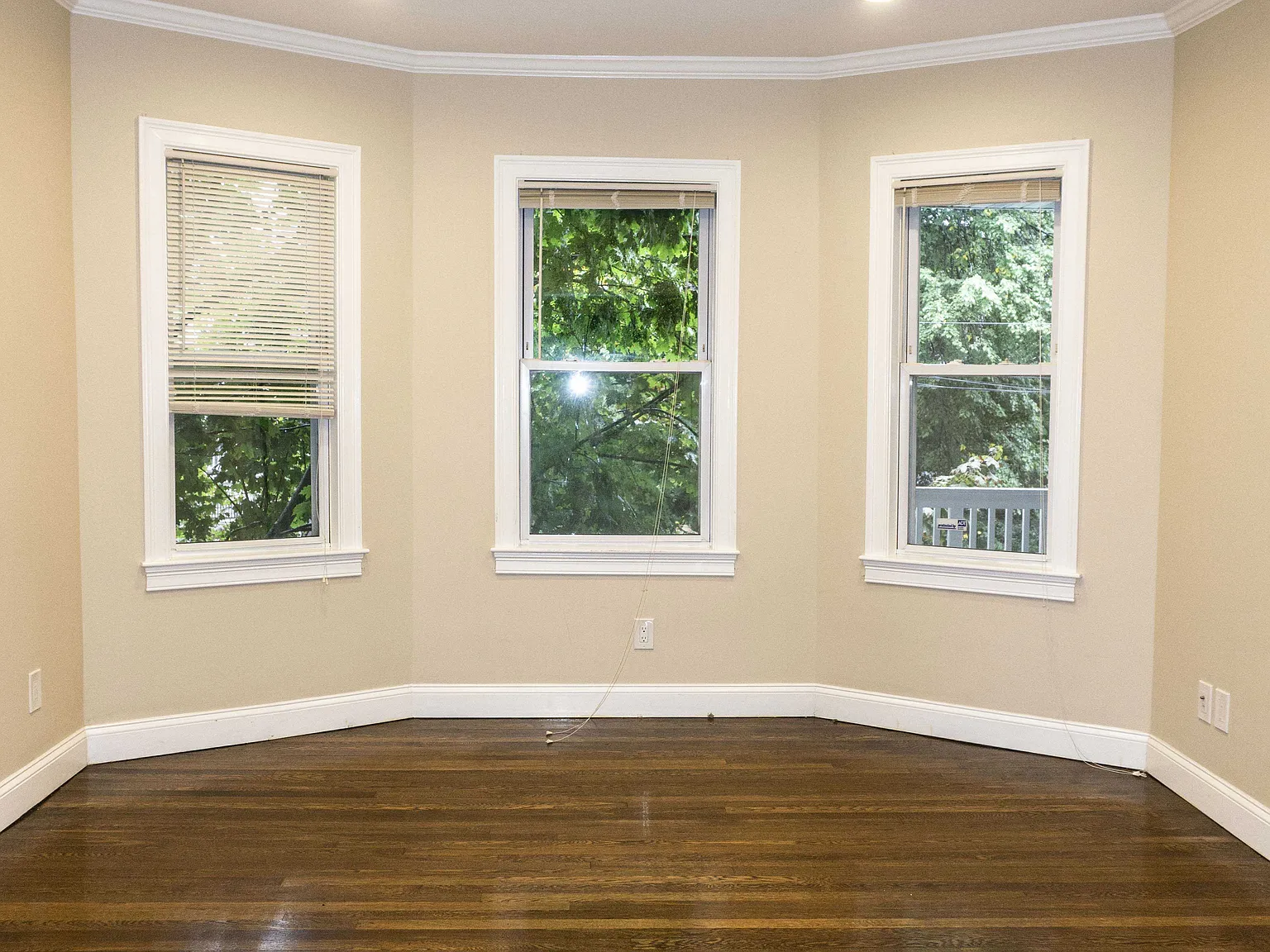 4 bed, $3,950 — Photo 4