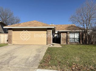 5307 Pocassett Dr, Arlington, TX 76018