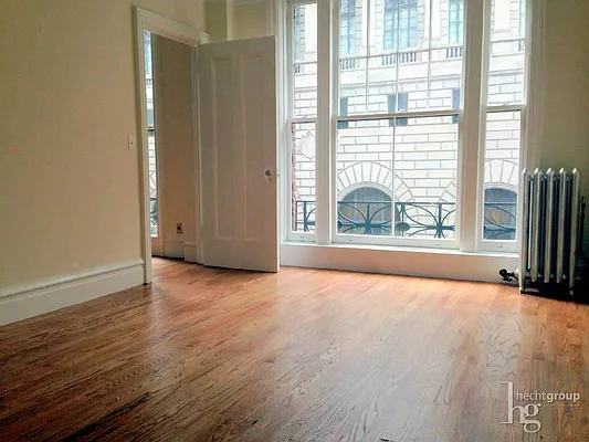 Rented by Hecht Group | media 10