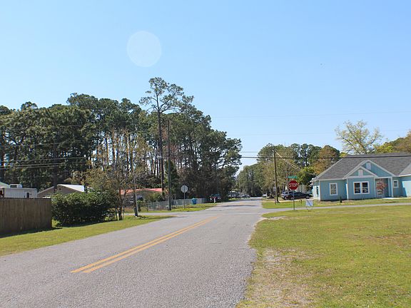 3rd image of 2416 Dorothy Ave #C