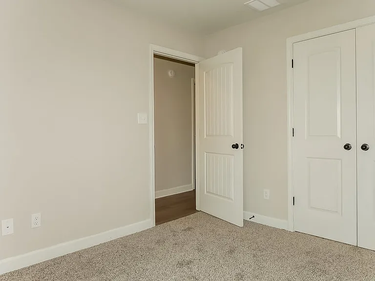 8047 Switzer Dr — Photo 13