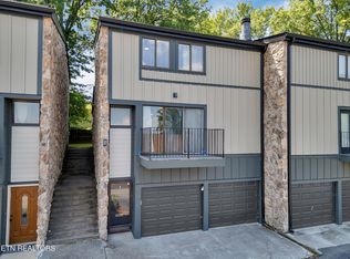 1916 Cherokee Bluff Dr, Knoxville, TN 37920