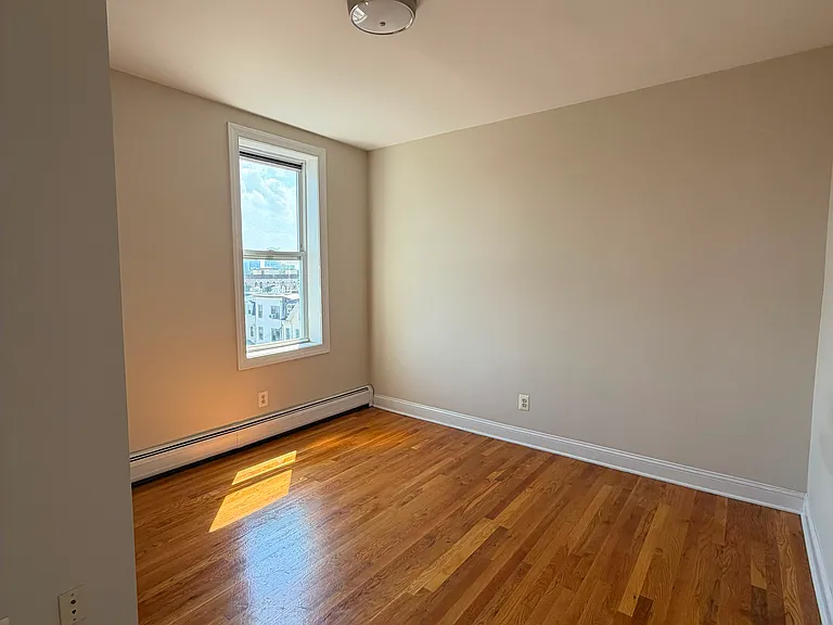 226 Ogden Ave #4B — Photo 7