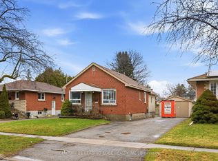 347 Nipigon St, Oshawa, ON L1J 4P1