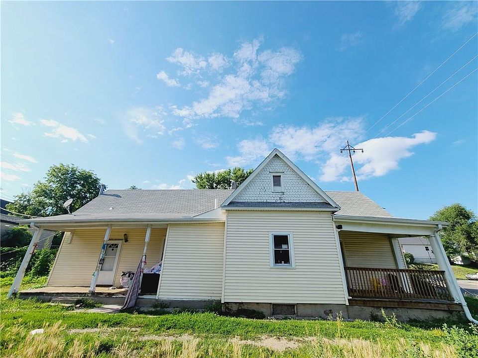 1st image of 806 S 15th St