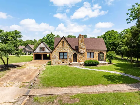 423 W 3rd St, Weiner, AR 72479