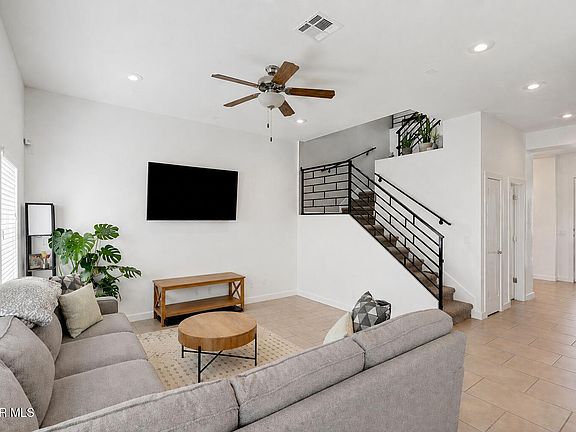 4th image of 13178 Cozy Cove Ave