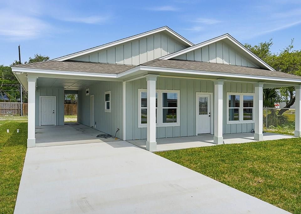 1st image of 111 Lazy Rd
