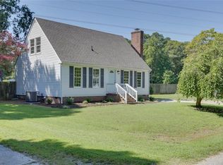 100 Quail Rd, Yorktown, VA 23692