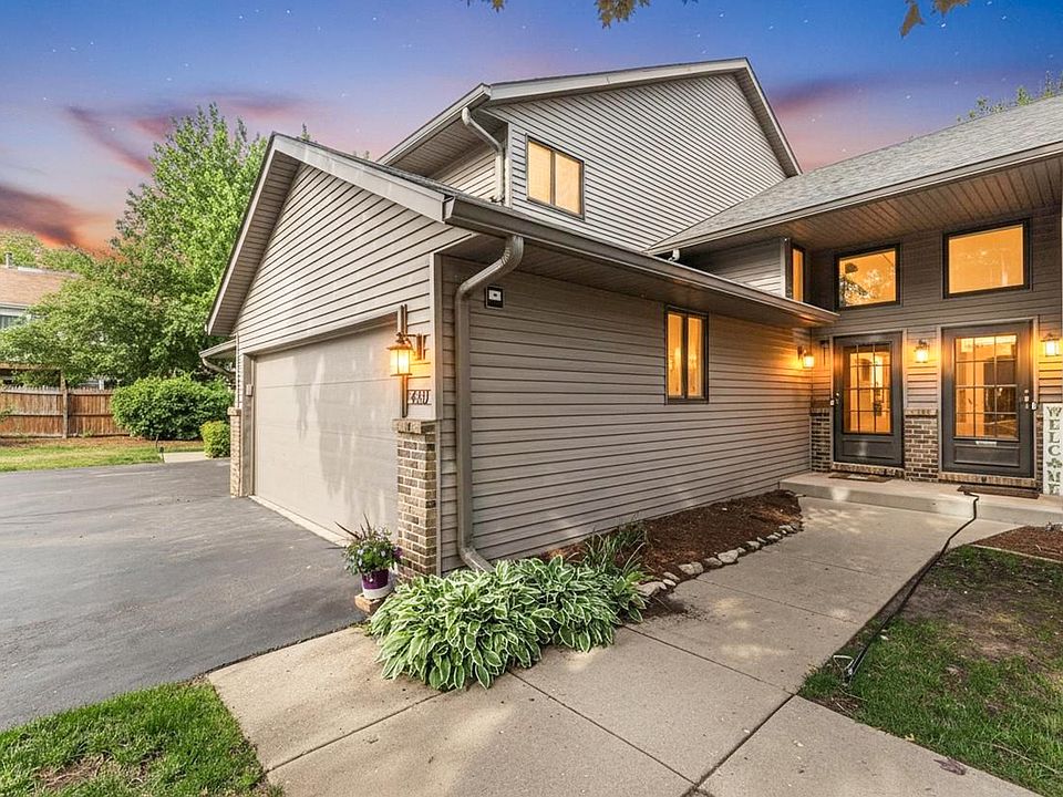 1st image of 450 Berkshire Dr